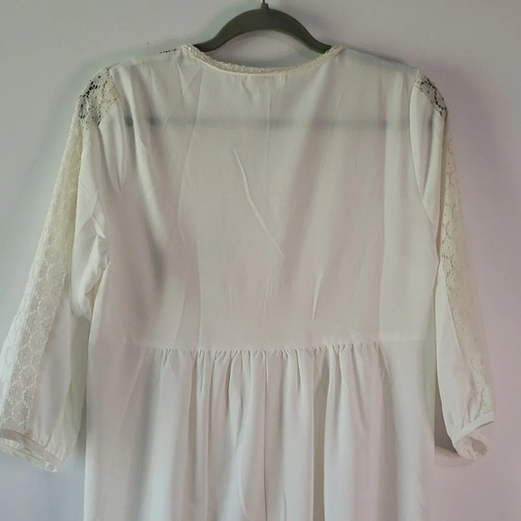 UMGEE Ivory Tunic Crochet Lace Detail 3/4 Length Sleeves Semi-Sheer Size Medium - Picture 8 of 13